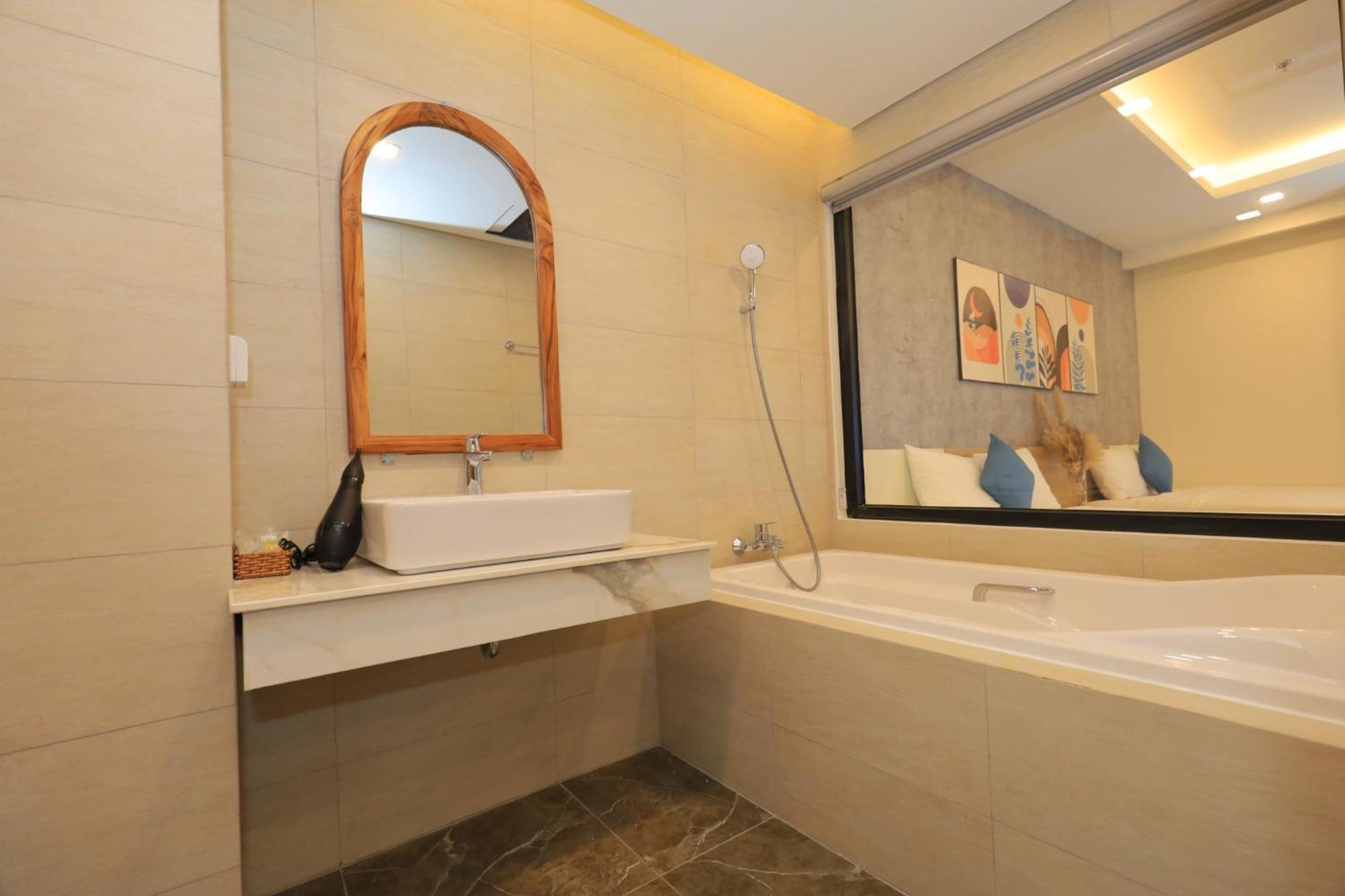 Flc Quy Nhon Beach Apt Eksteriør billede